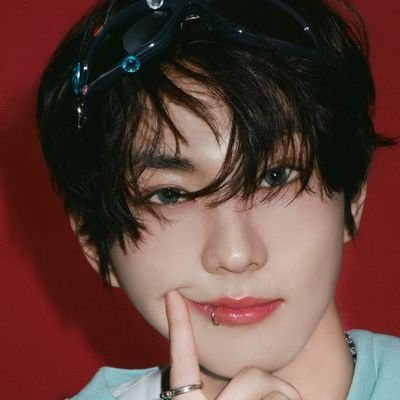 LeoPahilanga's profile picture. #ENGENE 
FOR ENHYPEN!