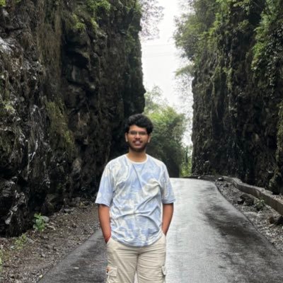 vikyath_vardhan's profile picture. living  those small moments