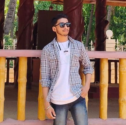I am a CS student | Frontend Developer | Being consistent