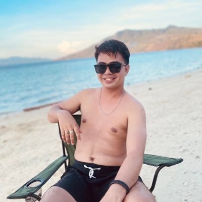 Briones_Kenneth's profile picture. Samsung T3 Technician