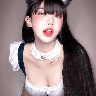 属性女M💃🏻留下你的精液脚印👣脾气不好有性瘾 不谈感情线下随缘,不是颜值控喜欢持久型,感觉到位可约长期 💜联系方式: