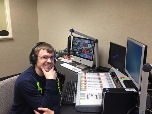 Person who may like video games. Also lover of all things wiener dogs, Jeeps, Cleveland sports, and Buckeyes!