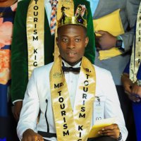 Mr Tourism kigezi 24 (@ahwera_freeman) 's Twitter Profile