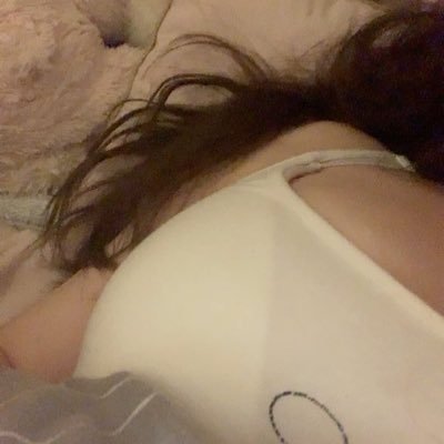 onllymema's profile picture. 