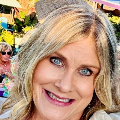 DarleneSadis's profile picture. Enjoying life to the fullest in every most positive way! https://t.co/oBSMfwcAWl https://t.co/9BMli6bSAC