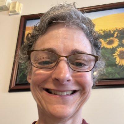 Retired Reading Teacher-An Artist-A photographer of God’s Amazing Creation-I belong to my Lord and Savior-I have three amazing Parrots #birdcommunity