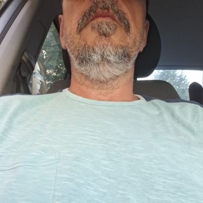 RobertGluhinic's profile picture. 