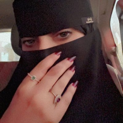 خريجة بكالوريوس مدربه /🌹حاصلة على شهادة تدريب اعداد المدربين من وزارة التعليم وحاصلة على شهادة من أكاديمية اكسفورد البريطانيه  🌹 👑💚🇸🇦