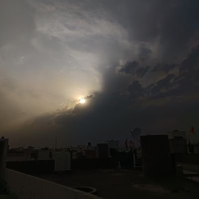 Ankushhere11's profile picture. Karan Aujla 🎧
not impersonating