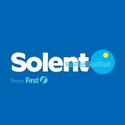 Official First Bus account 🚍 Tweet us 7am-7pm Mon-Fri & 9am-5pm Sat, Sun & Bank Hols. Live chat and phone lines (0345 646 0707) are open 9am-5pm Mon-Fri 💬