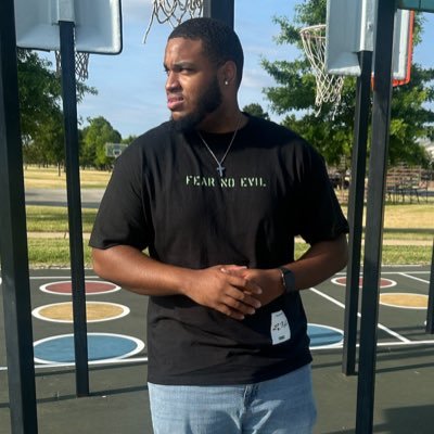 Shepherd University ‘24🐏|#74🏈| IG- Curtisj2| #BTO Curtis.jefferson4@gmail.com
