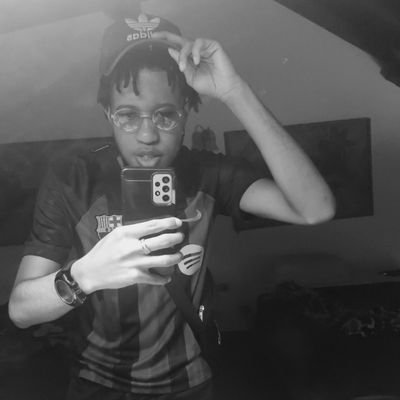 I just be saying shit. Don't take my tweets seriously unless I'm being serious. #ForcaBarca ⚽️💙❤
