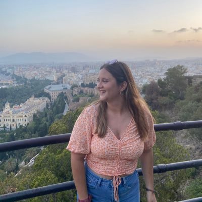 Be the change you want to see in the world 🎈                         Poder tocar el alma sin rozar la piel ✨