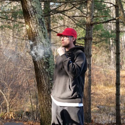 🔞🖤 • 30 DADDY/DOM 👹 🌴SWFL - NEW ENGLAND🌲 • Professional videographer/photographer • Kink Friendly • Nature lover/Plant dad🪴 420 friendly🌬️• DM for collab