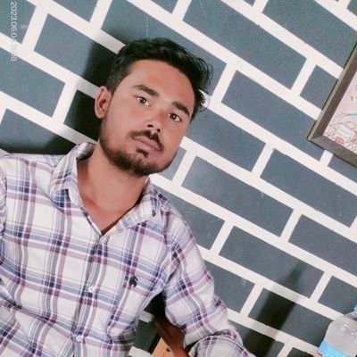 Ankurbhargav_'s profile picture. उत्तरं यत् समुद्रस्य हिमाद्रेश्चैव दक्षिणम् ।
वर्षं तद् भारतं नाम भारती यत्र सन्ततिः ।। 🚩🚩