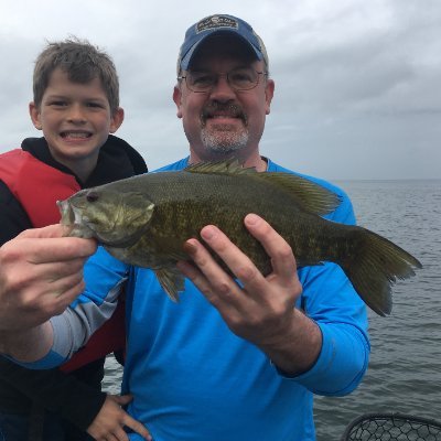MarkEArden's profile picture. hockey dad