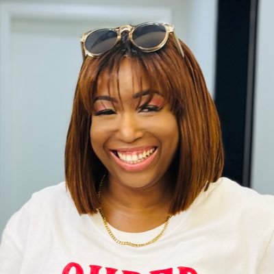 Mis_Undaztood's profile picture. Nerdy biatch. Sheldon Cooper's other twin ☺♥