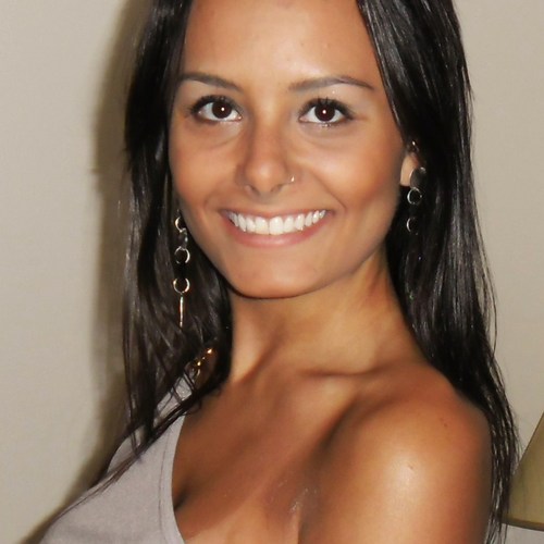 robertaboi's profile picture. Quem não me conhece acha que eu sou maluca, quem me conhece.. ahn... tem certeza! =]