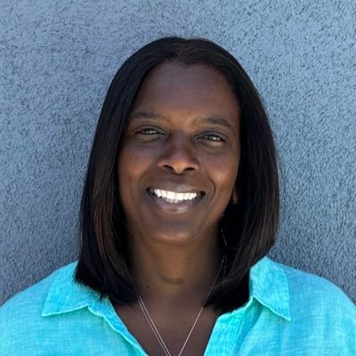 Superintendent of Schools, ASCD Champion in Education , LinkedIn Top Voices, Mom & world traveler. https://t.co/0S2xoPZv5b “Fluctuat nec mergitur”