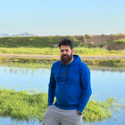گذشته ها نگذشته در تعقیب شماست
و در موقعیت مناسب شما رو غافلگیر میکند😉