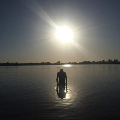 bizondp's profile picture. все життя нам не дають дихати на повні груди, я пишаюся Українцями
