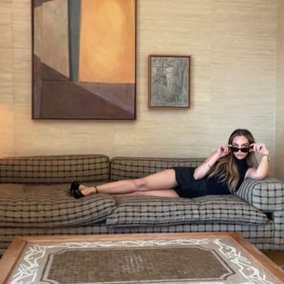 zsslindseyHodge's profile picture. married to @zssbecker