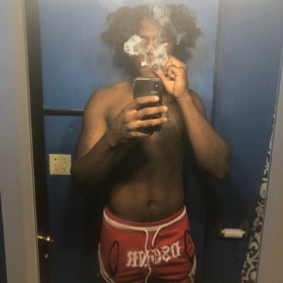 Ima welder.. uk like glue metal together an shit yeh that’s me 👨🏾🏭