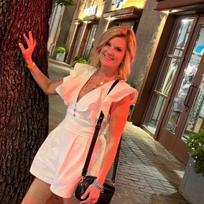 Mom, Nunny, Nurse, Patriot, Texan, Entrepreneur, Critical Thinker, Conservative, MAGA