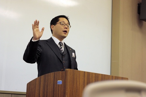 sr_yamamoto's profile picture. 社会保険労務士法人山本労務（八王子市元横山町2-5-6） 社会保険労務士9名、職員数30名の事務所です。経営者側の労働問題を得意とする特定社会保険労務士です。実態にあった賃金体系、労働時間管理制度の立案、労働紛争の解決が専門分野です。保護司もしています。