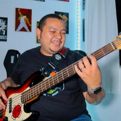 Ing_Randall's profile picture. Ing. Electrónico y en Telecomunicaciones, músico, defensor de los animales y alegre por naturaleza.