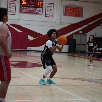 chris0trotter's profile picture. ‘26 G 6’2 Saddleback High School *Recruitment only 📍Santa Ana, Ca Instagram: @chris0trotterr