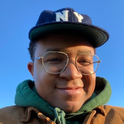 Noticer 💡 || Autodidact 📚 || Music Appreciator 🎧 || Professional Conversationalist & Hired Gun ☎️ 📱