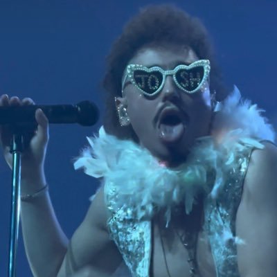 chronically up josh kiszka’s ass 24/7 // idk why I’m here I hate gvftwt
