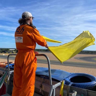 Ici je parle de Vroum Vroum et commente les courses de Vroum Vroum quand je suis pas sur un circuit de Vroum Vroum #Marshals🏍️🏎️