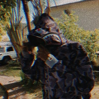 stay positive
focus
surrounded only by real people🚶🚶🌅
plug💚