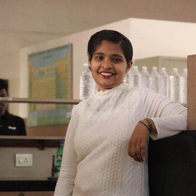 Self_Believer,Teacher and a
Visioned Future
Software Engineer