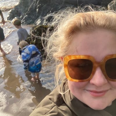 Dr Eleanor Staples Profile