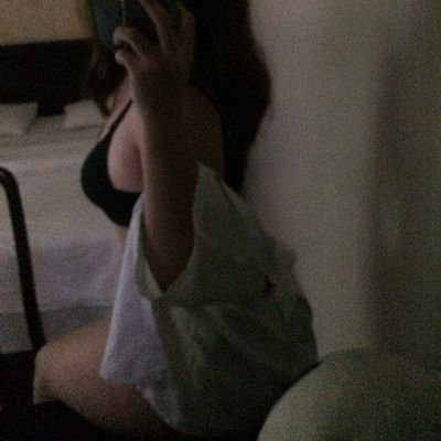 em có nhận đi khách ạ. em hong nhận fwb hay ons gì nha. cần trao đổi gì, ib em ạ