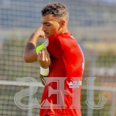📍Sevilla/Cáceres. ⚽️ Ex-Jugador Cádiz CF, Castilleja CF y Yugo UD Socuéllamos. Actual jugador CD Diocesano de Cáceres. 📚 Educación Primaria.