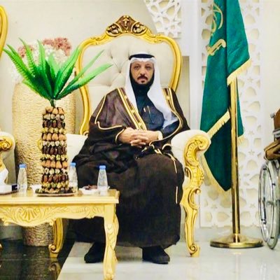 اطلع مطاليع الصقر ورفع الرأس وترك طمأن الارض للي عشقها