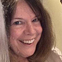 Julie Schauer (@inaweofart) 's Twitter Profile Photo
