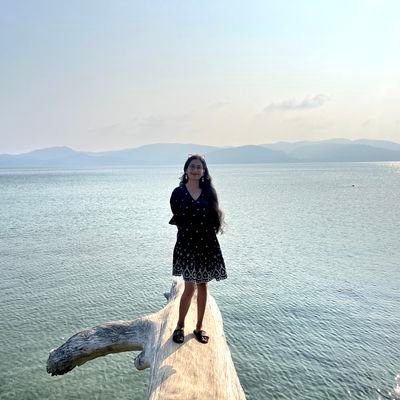 sakshiniknowit's profile picture. 28 and Grateful.
Here to engage with ideas, not identities.