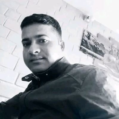 Prakash9096328's profile picture. स्वार्थले सुरु गरियको सम्बन्धहरु
घनिष्ट जस्तो देखिय पनि पछि आफै
हरायर जान्छन् ।