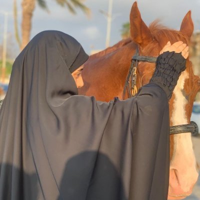 بـِدانید ڪِ شَهـادَت مَـرگ نیسـت، رِسـالَت اَسـت! رَفـتَن نیسـت، جـاودان مانـدَن اسَـت! جـان دادَن نیسـت، بَلـڪهِ جـان یافتَـن اَسـت! 🖤🕊️