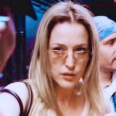 david duchovny you’re still barred @lavenderscully