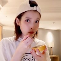 R/리나 (@r_iuaena02) 's Twitter Profile