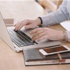 副業で収入を増やすコツを共有中。副業を始めたい人に有益な情報を発信。小規模ですが現金プレゼント企画も実施中♫ 詳細はこちら▶https://t.co/Xe61FDGLRb