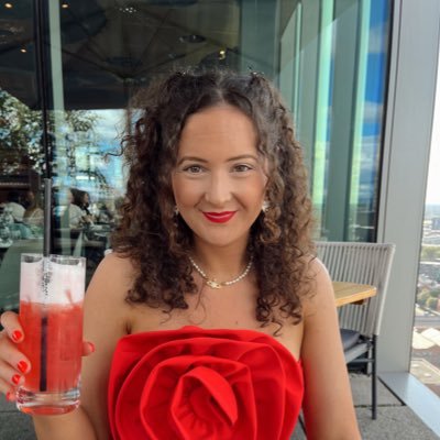 _leahtollit's profile picture. Manchester based Frontend Developer