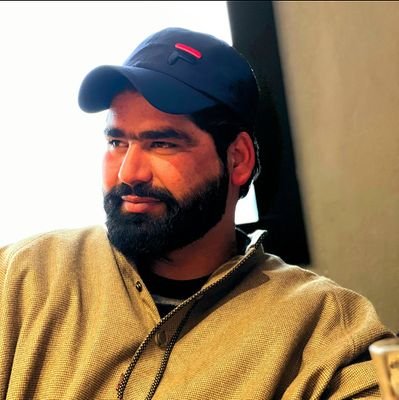Engineer 🧑💼 |🤲 رَّبِّ ٱرْحَمْهُمَا كَمَا رَبَّيَانِى صَغِيرًا✨ | Kashur | Introvert 🤨