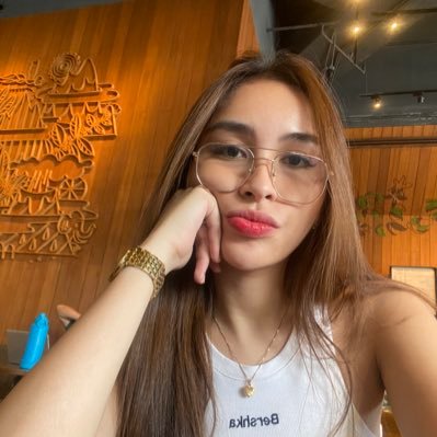 jessicabjntng's profile picture. They cant scare me if I scare them first.